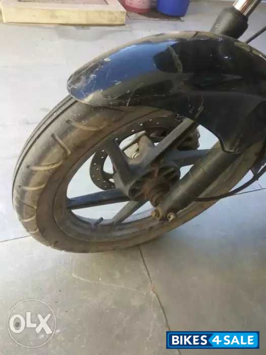 Bajaj Pulsar 220 DTSi