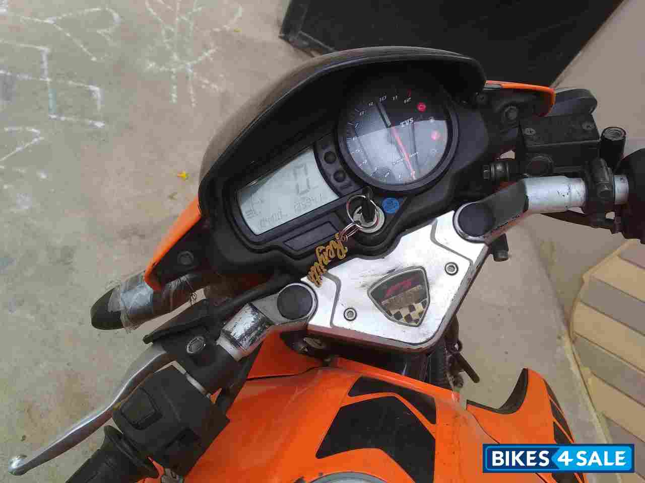 Orange TVS Apache RTR FI 160