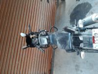 Black Bajaj Pulsar 220 DTSFi