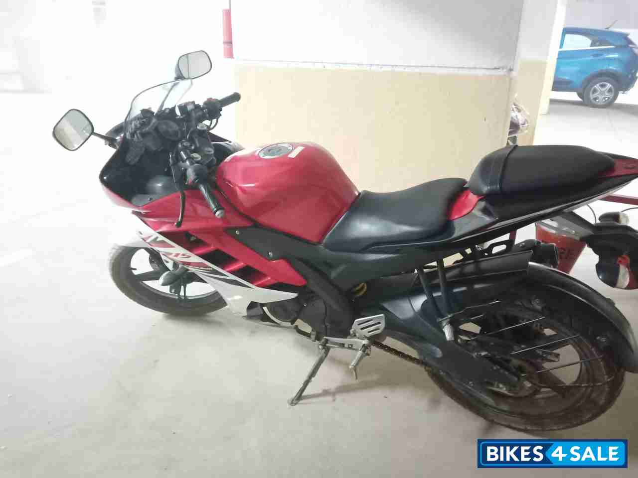 Red & Black Yamaha YZF R15 V2