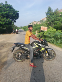 Honda CB Hornet 160R