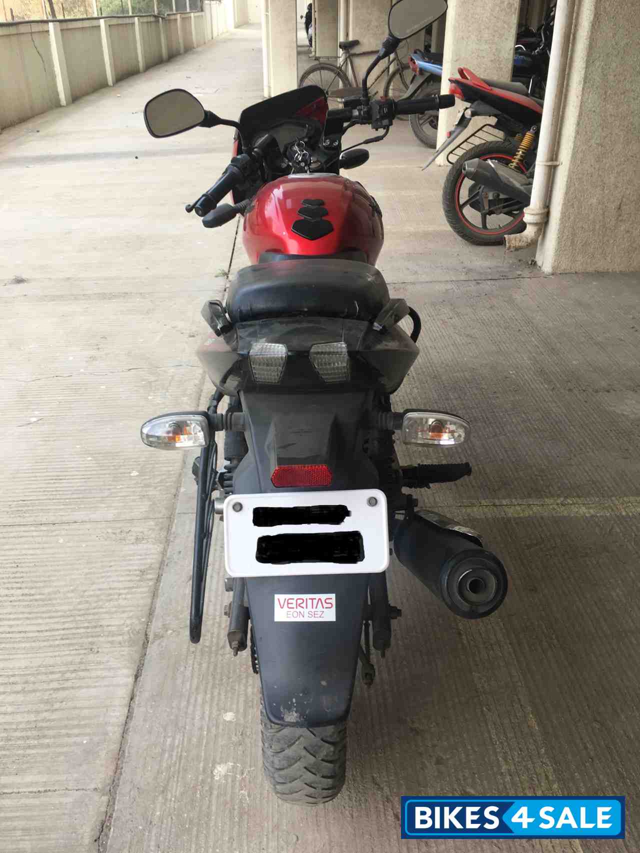 Wine Red Bajaj Pulsar 180 DTSi