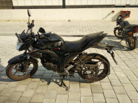 Black Suzuki Gixxer 155 cc Rear Disc Variant