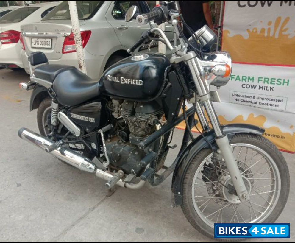 Stone Royal Enfield Thunderbird 350