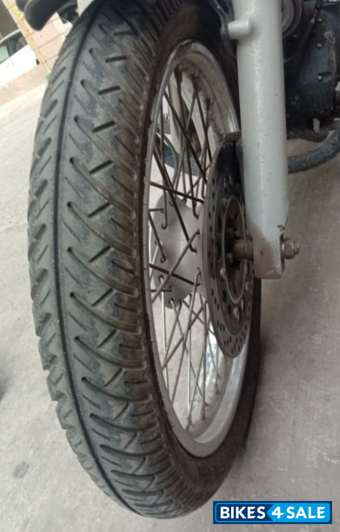 Stone Royal Enfield Thunderbird 350 Stone Royal Enfield Thunderbird 350