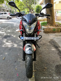Red Bajaj Pulsar 200 NS