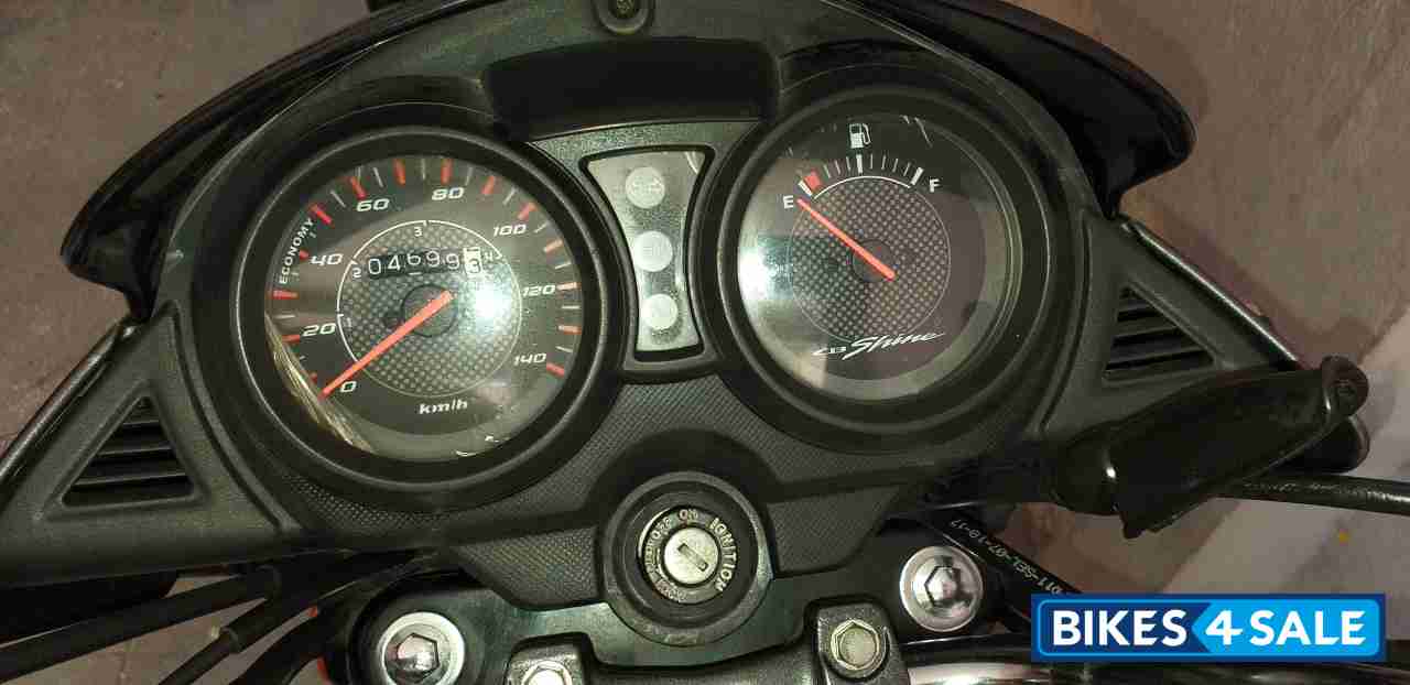 Grey Honda CB Shine Grey Honda CB Shine