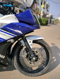 White-blue Yamaha YZF R15 V2