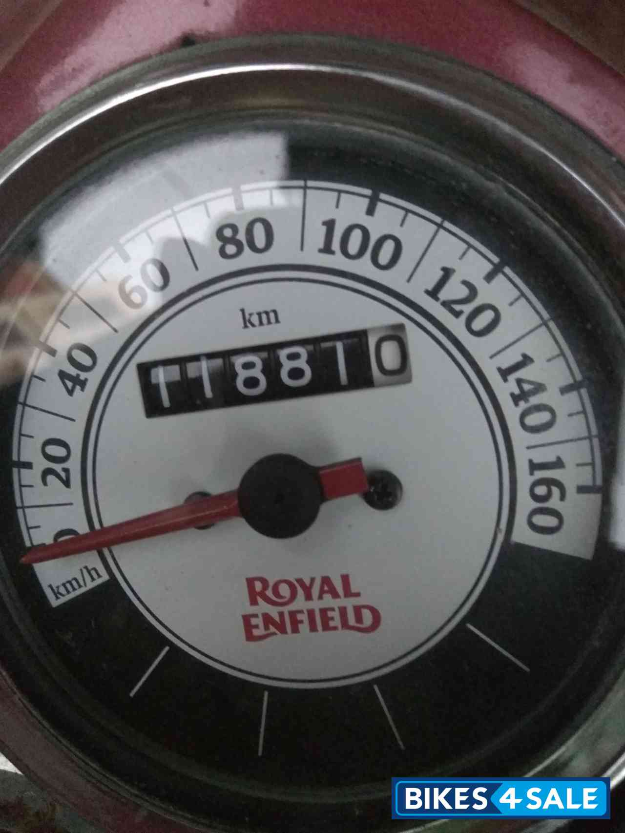 Red Royal Enfield Classic 500