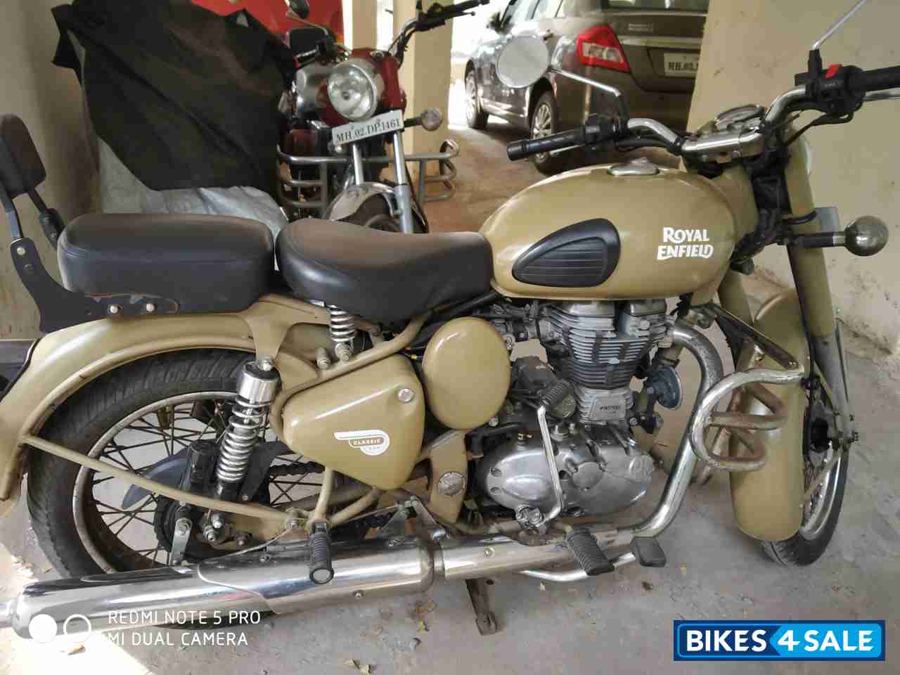 Dessert Storm Royal Enfield Classic Desert Storm