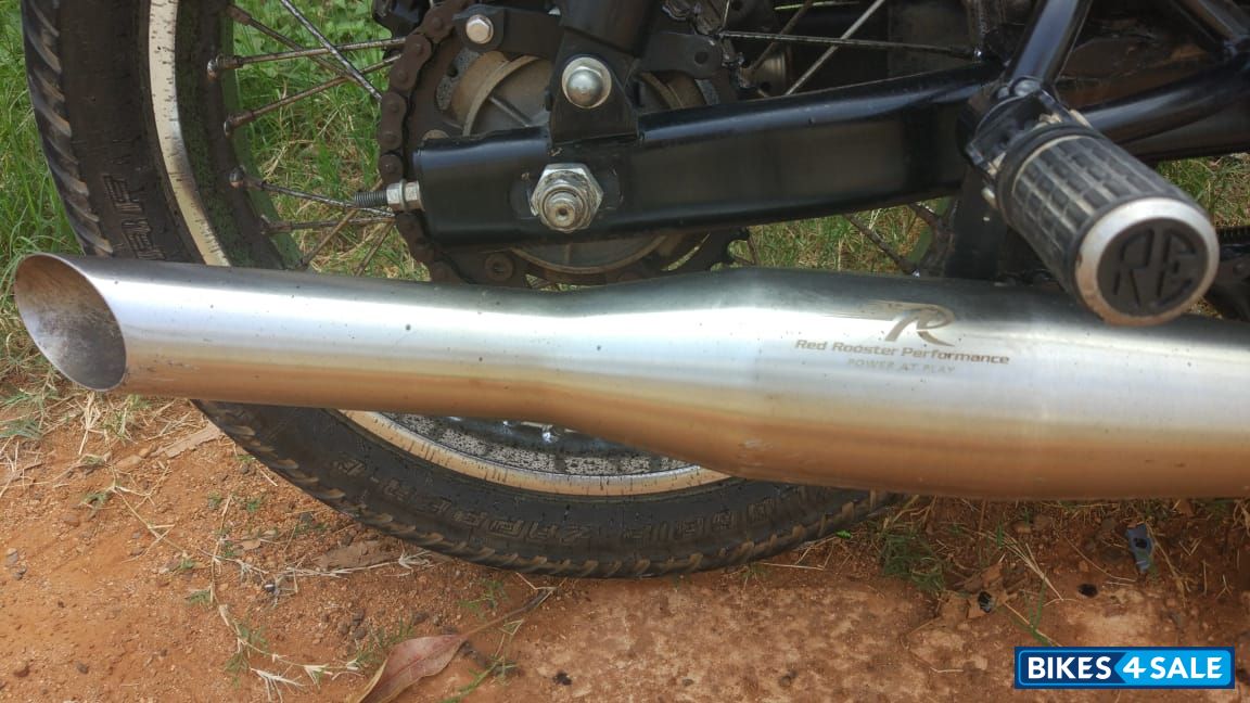 Black Royal Enfield Thunderbird 350 Black Royal Enfield Thunderbird 350