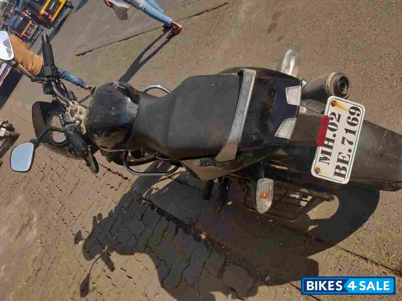 Black Bajaj Pulsar 150 DTSi Black Bajaj Pulsar 150 DTSi