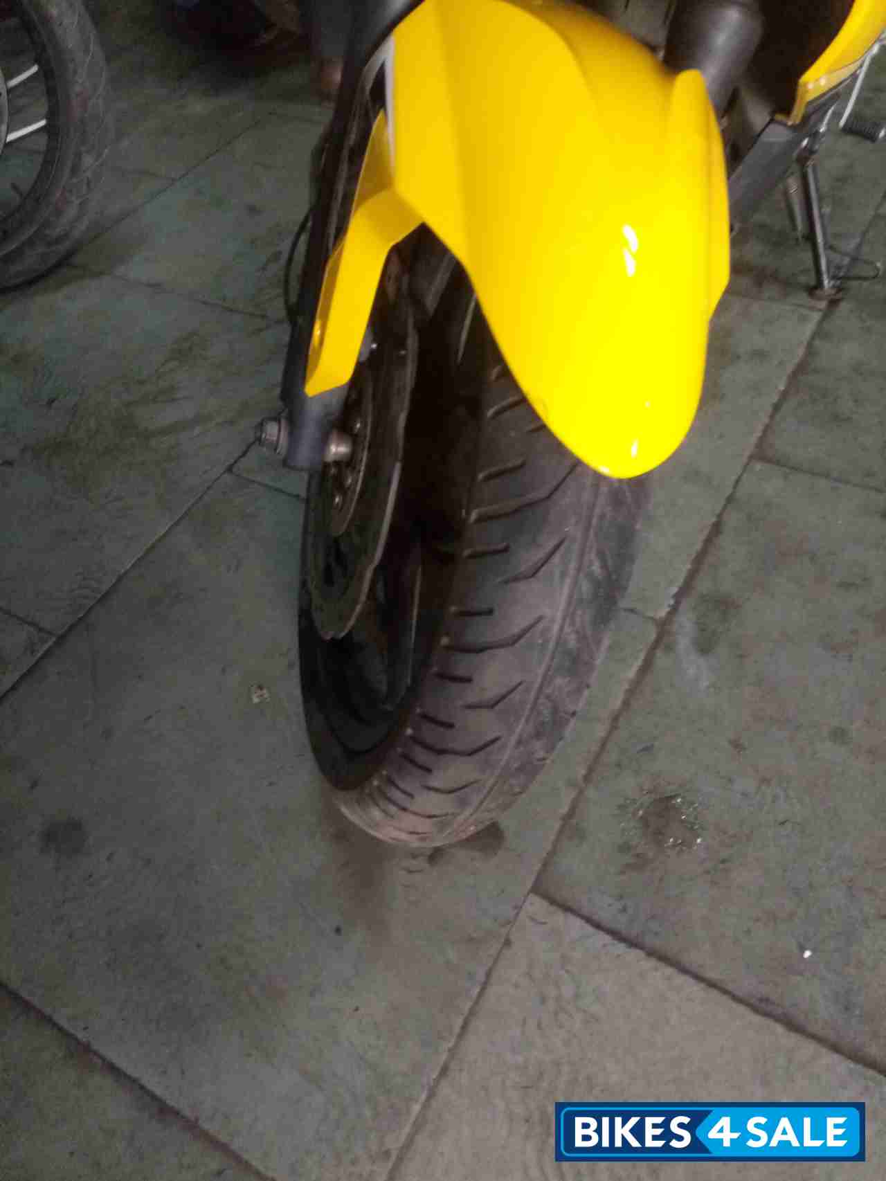 Yellow Bajaj Pulsar RS 200 ABS