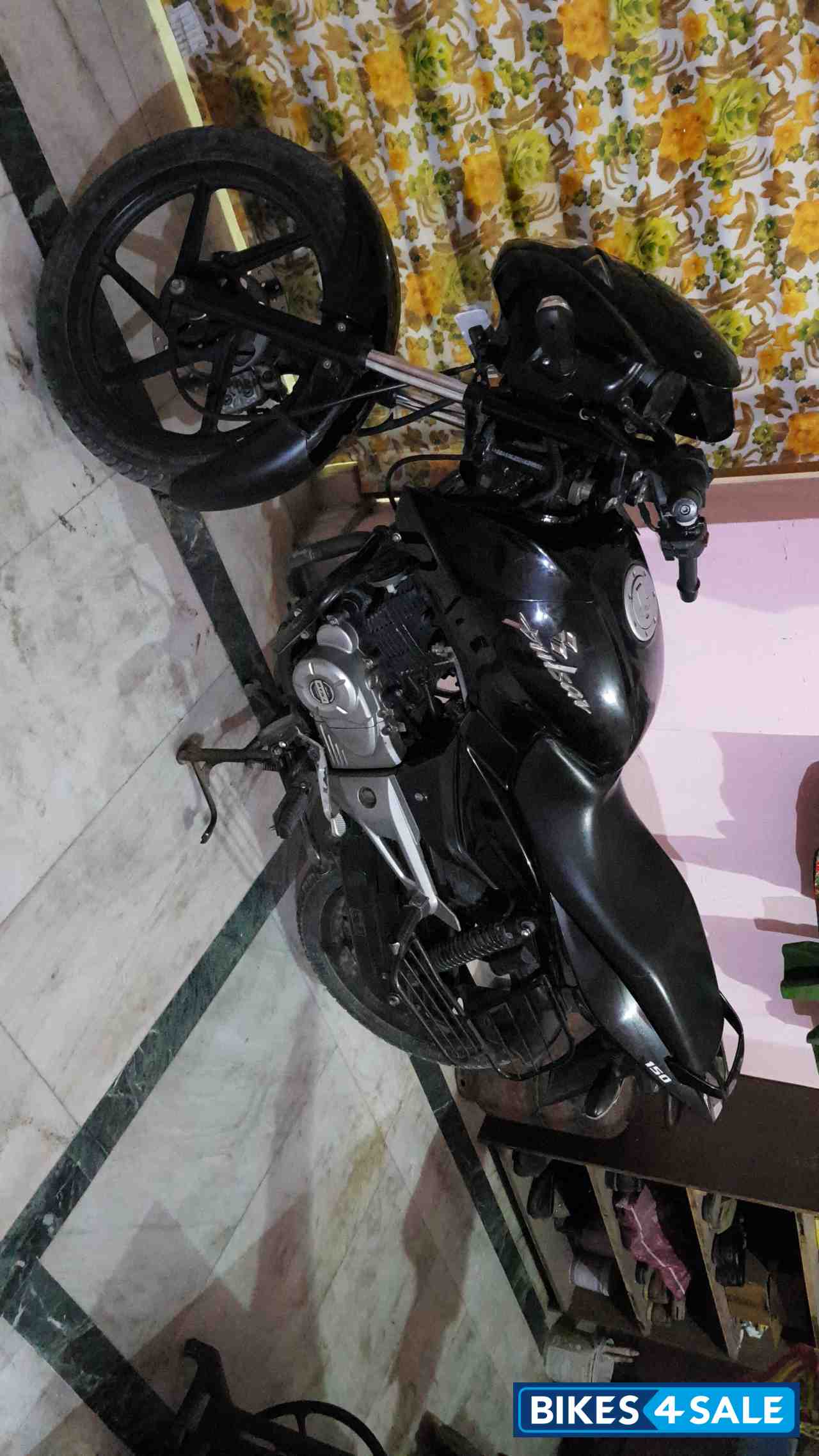 Black Bajaj Pulsar 150 DTSi