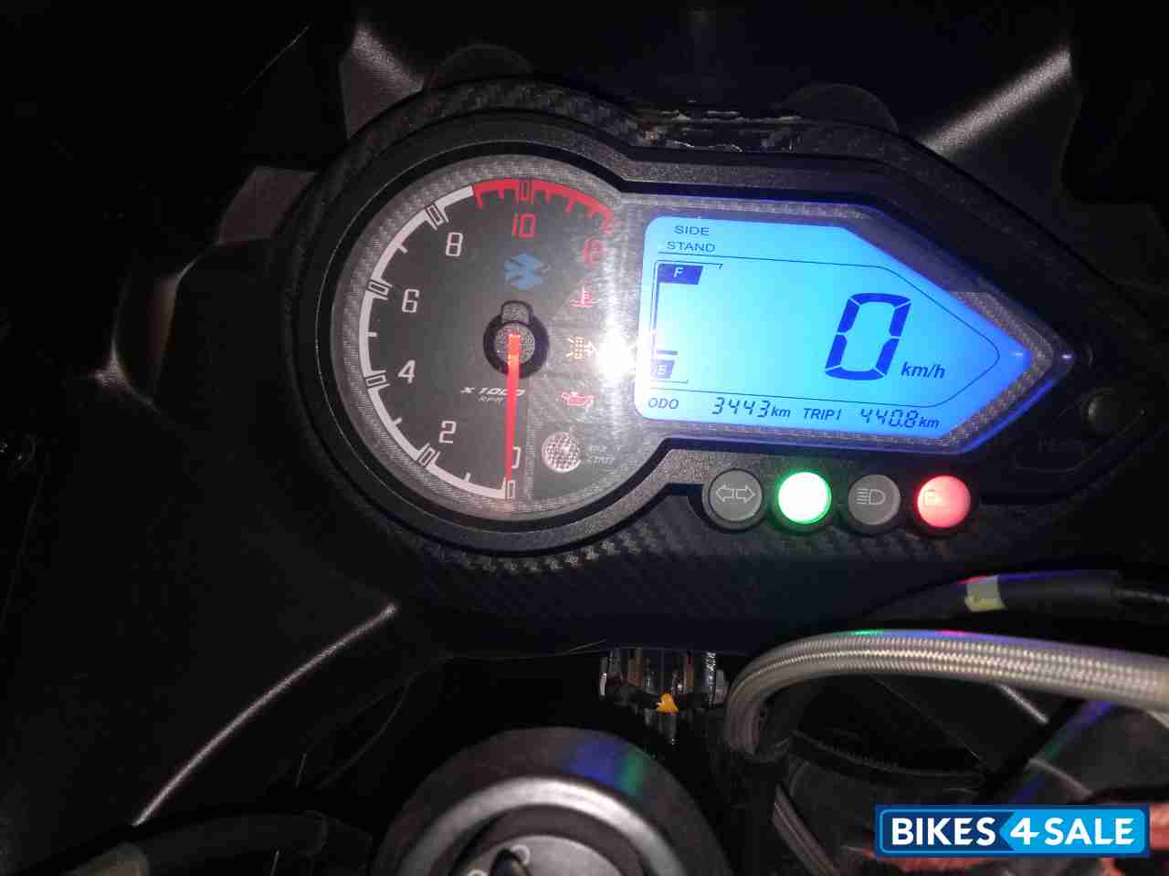 Black Bajaj Pulsar 220F