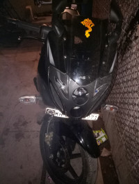 Black Bajaj Pulsar 220F