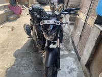Black Yamaha FZ25