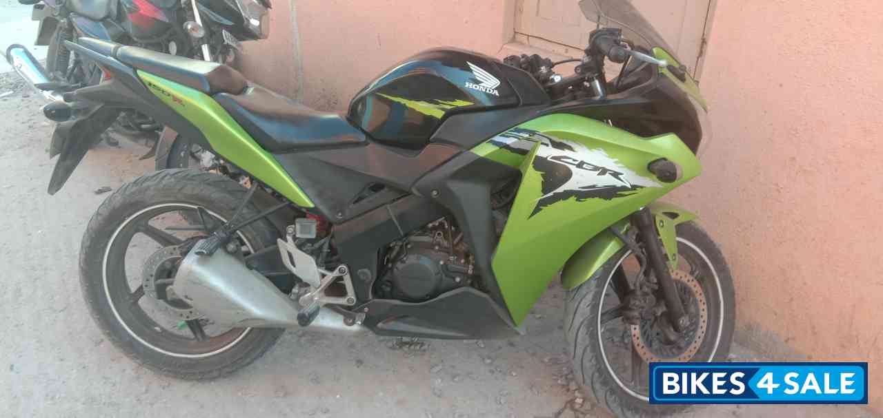 Honda CBR 150R