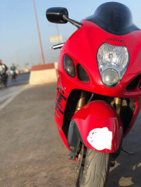 Red Suzuki Hayabusa