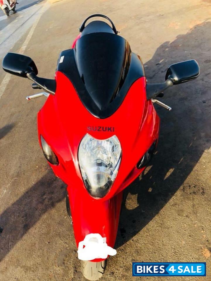 Red Suzuki Hayabusa