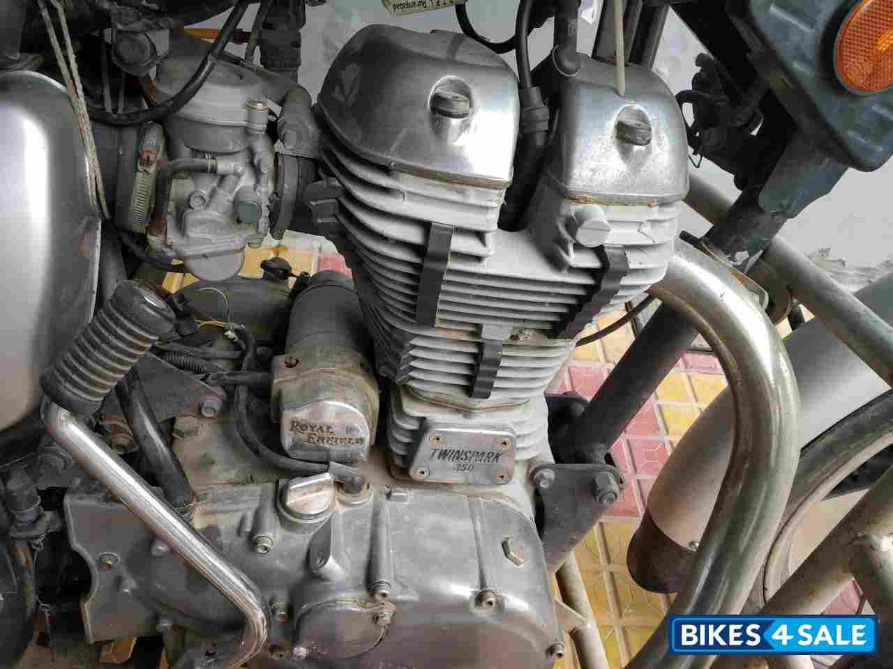 Silver Royal Enfield Thunderbird TwinSpark 350