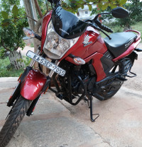 Red Honda CB Unicorn 160