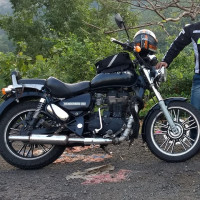 Black Royal Enfield Thunderbird 350