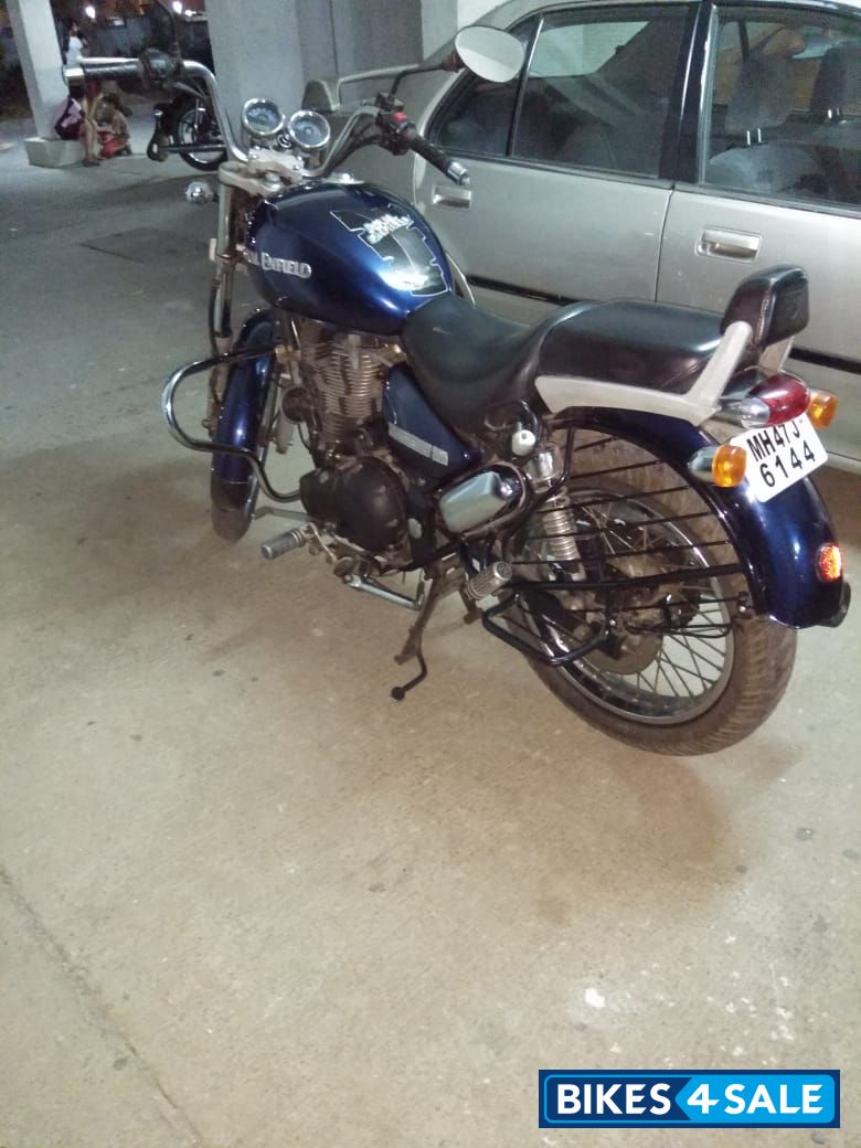 Marine Blue Royal Enfield Thunderbird 350