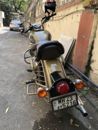 Sand Royal Enfield Classic Desert Storm