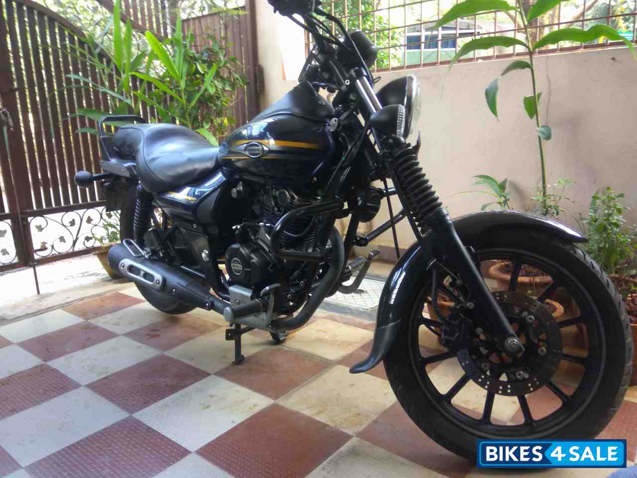 Bajaj Avenger Street 150