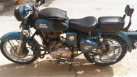 Royal Enfield Classic Squadron Blue