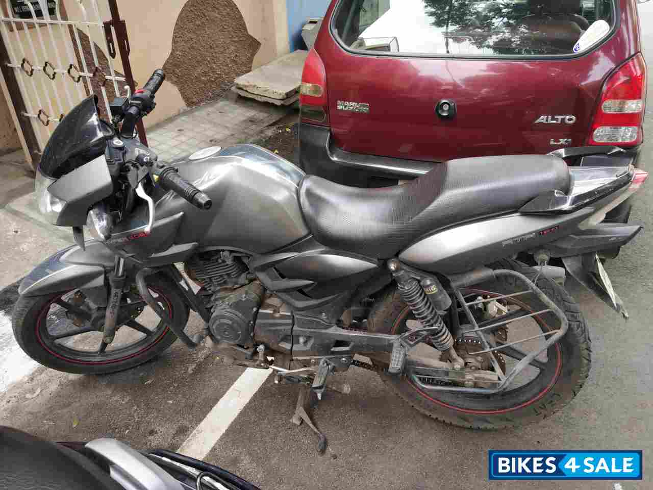 Grey TVS Apache RTR 160 Grey TVS Apache RTR 160