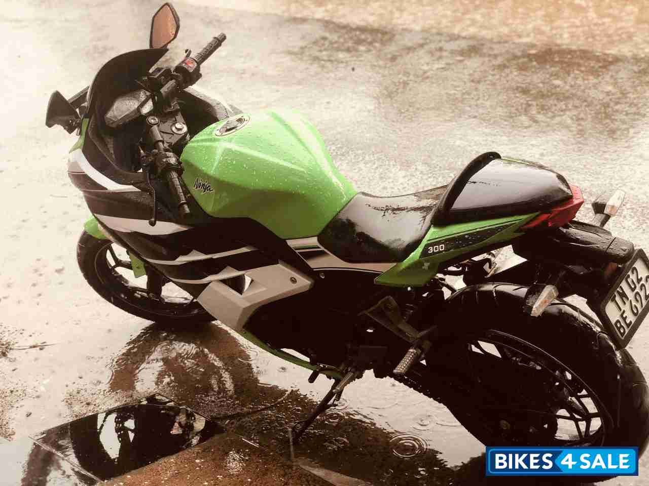 Kawasaki Ninja 300R