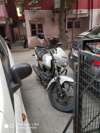 Silver Grey Honda CB Shine