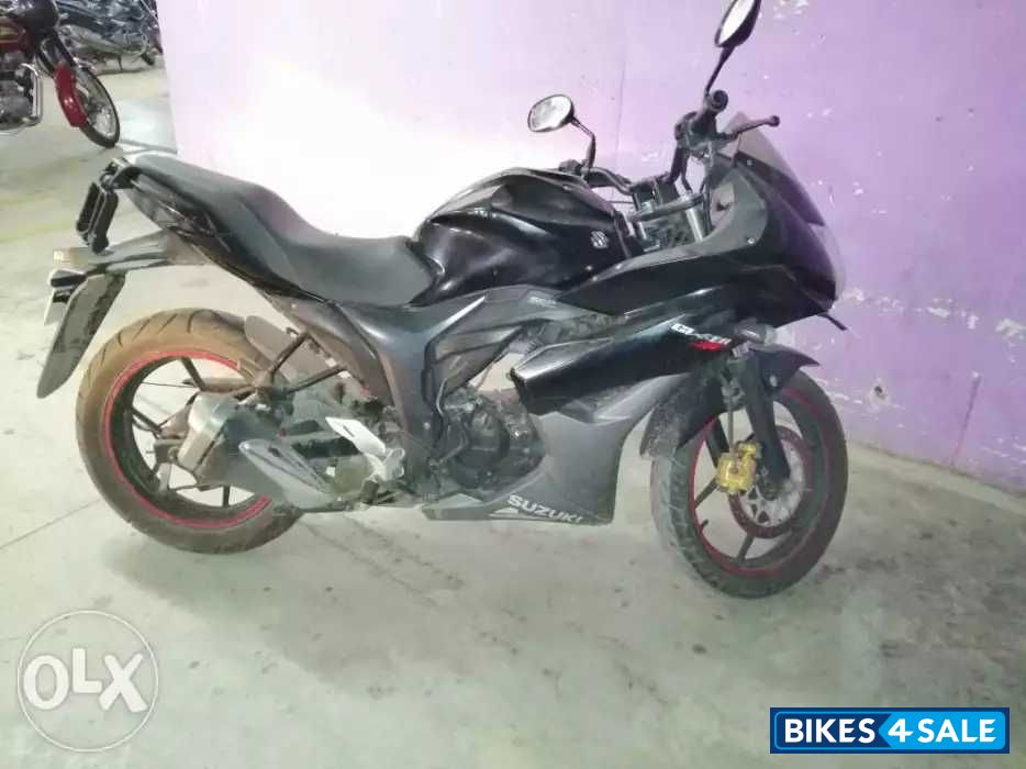 Suzuki Gixxer SF