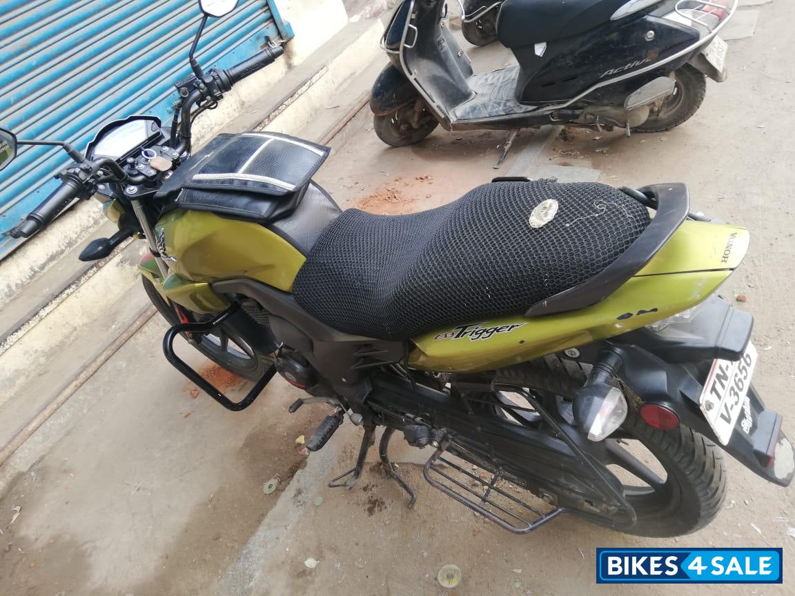 Yellow Green Honda CB Trigger