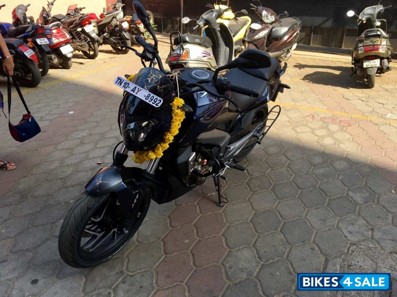 Bajaj Dominar 400 Disc