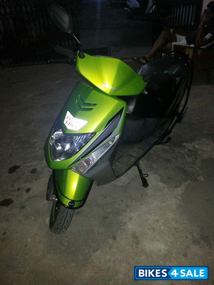 Green Honda Dio
