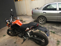 KTM Duke 200