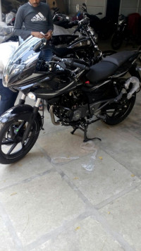Bajaj Pulsar 220F 2018 Model