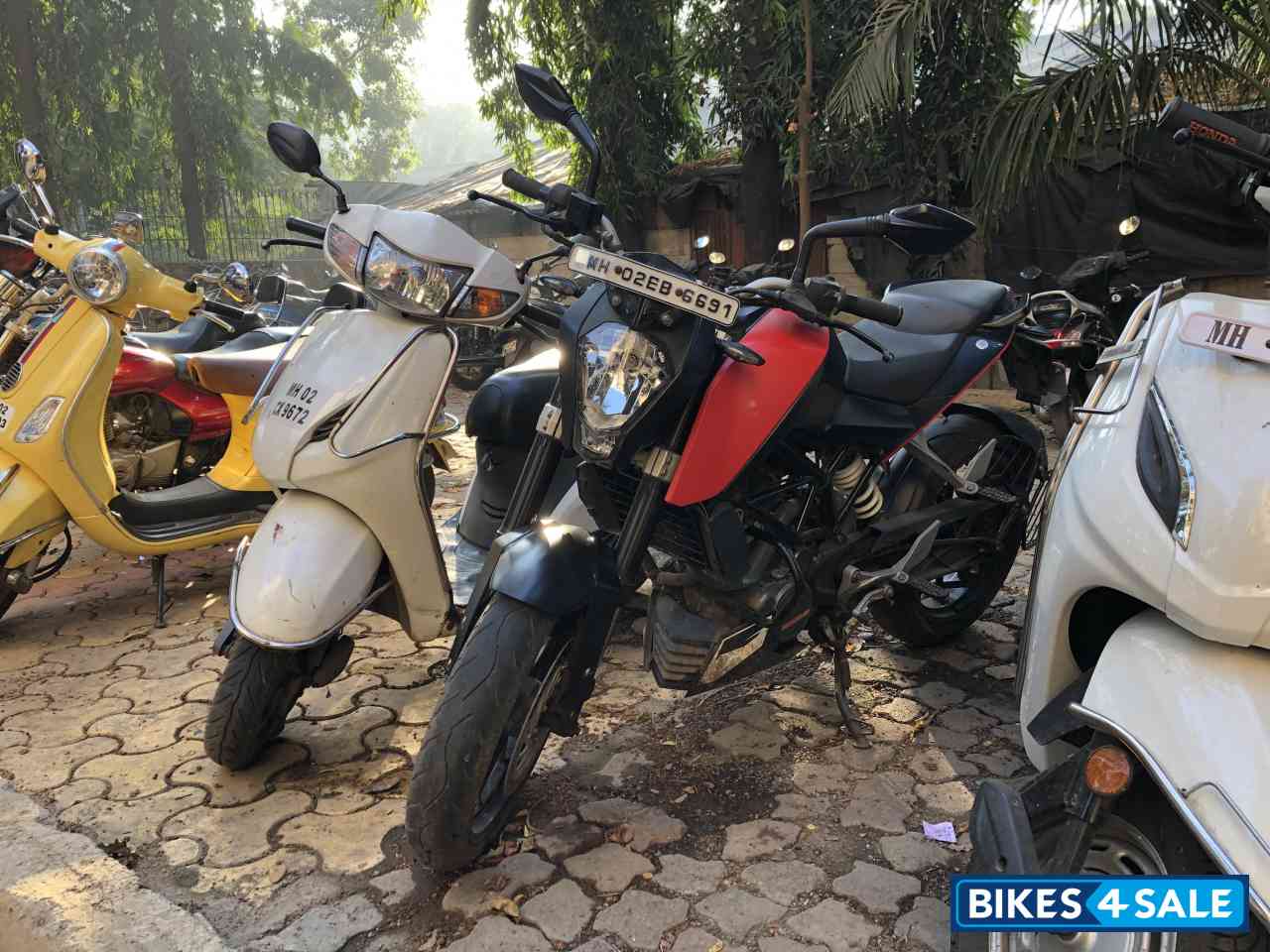 KTM Duke 200