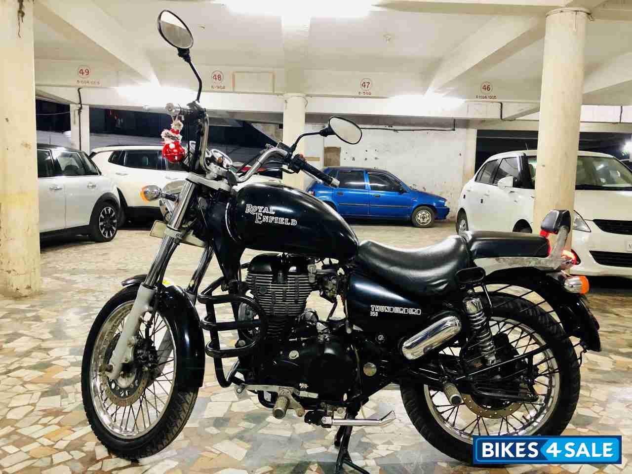 Royal Enfield Thunderbird 350 Royal Enfield Thunderbird 350