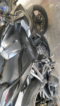 Black And Grey Bajaj Pulsar RS 200