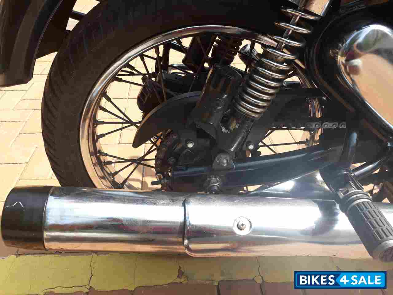 Blue Royal Enfield Thunderbird 350 Blue Royal Enfield Thunderbird 350