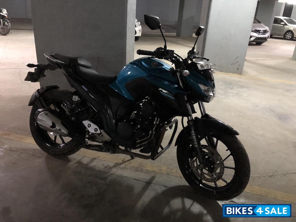 Yamaha FZ25