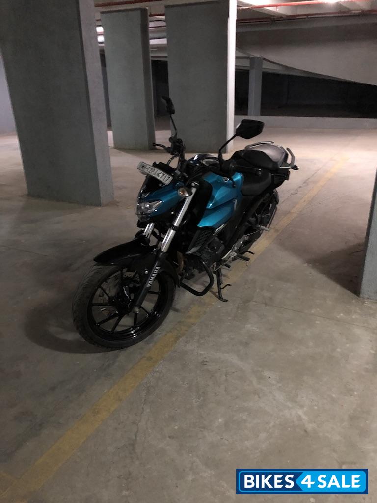 Yamaha FZ25
