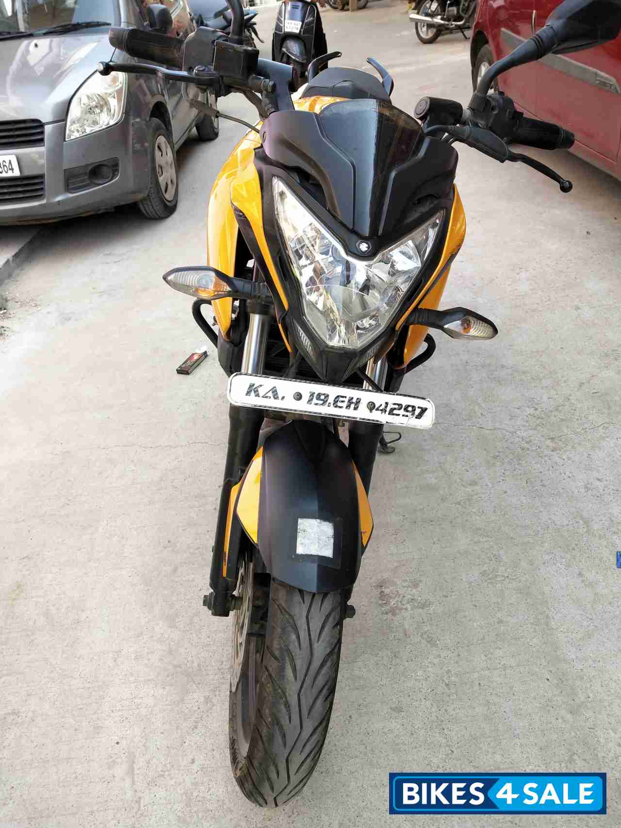 Mustard Yellow Bajaj Pulsar 200 NS