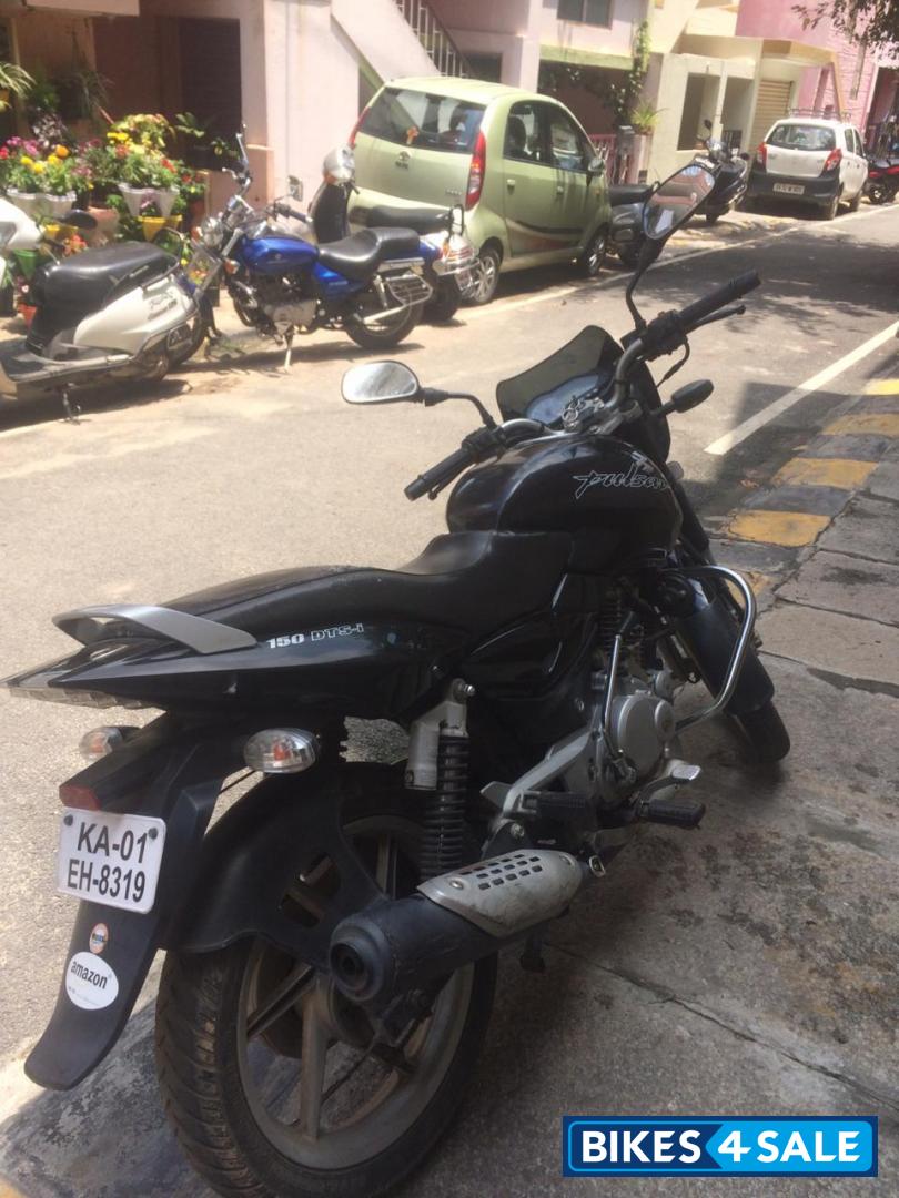 Black Bajaj Pulsar 150 DTSi