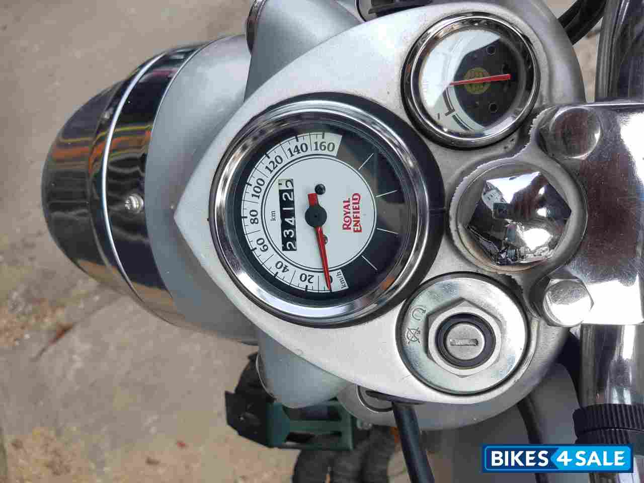 Silver Royal Enfield Classic 350