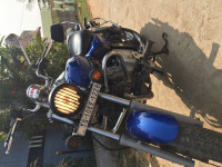 Blue Bajaj Avenger Cruise 220